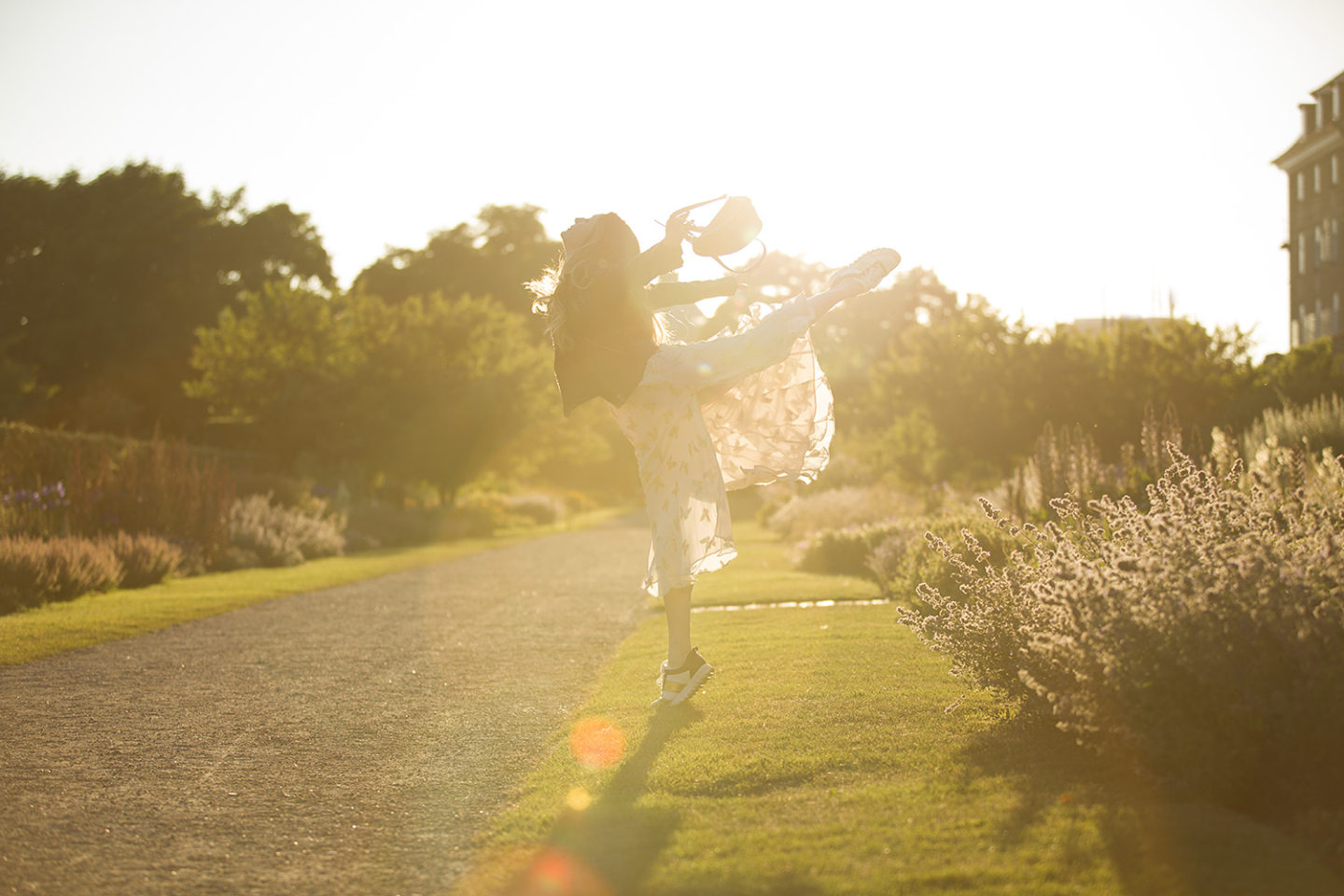 ballet arabesque